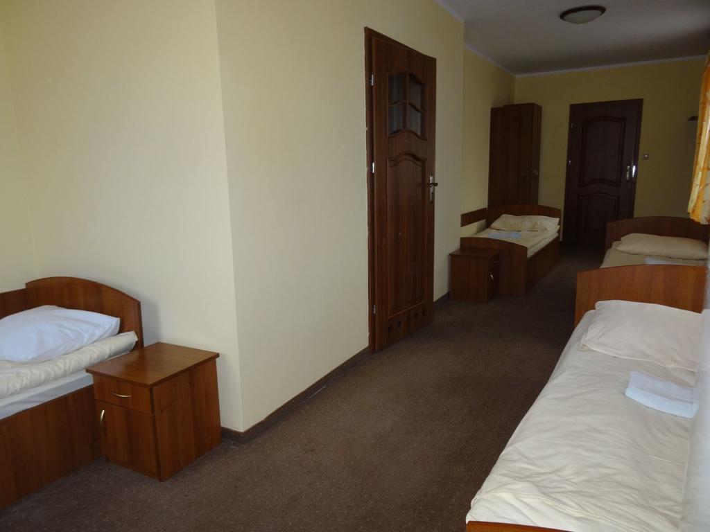 Hostel Milosz Grabowiec  Zimmer foto